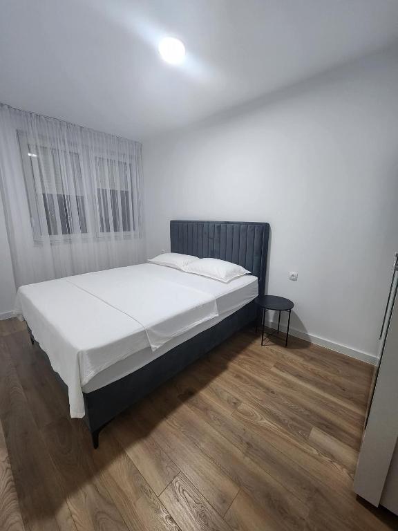 Apartment Red - 5