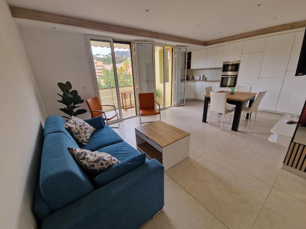Menton Sunny Balcony No Overlooking AC Parking Beach Walk - 3
