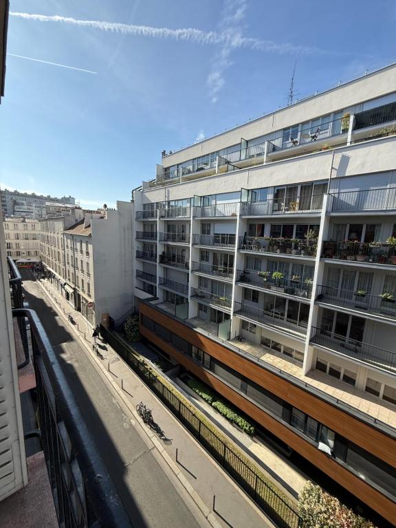 Cosy, Tour Eiffel & métro à pied - 4