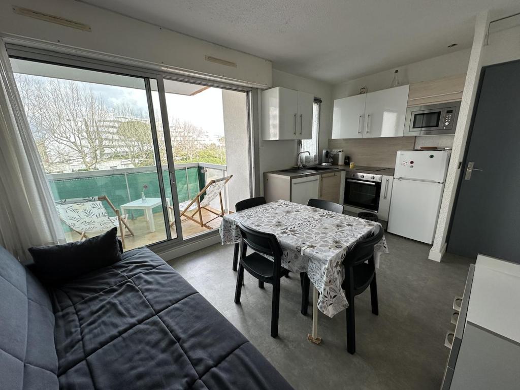 Appartement T2 en 1re ligne de plage au Couchant - 3