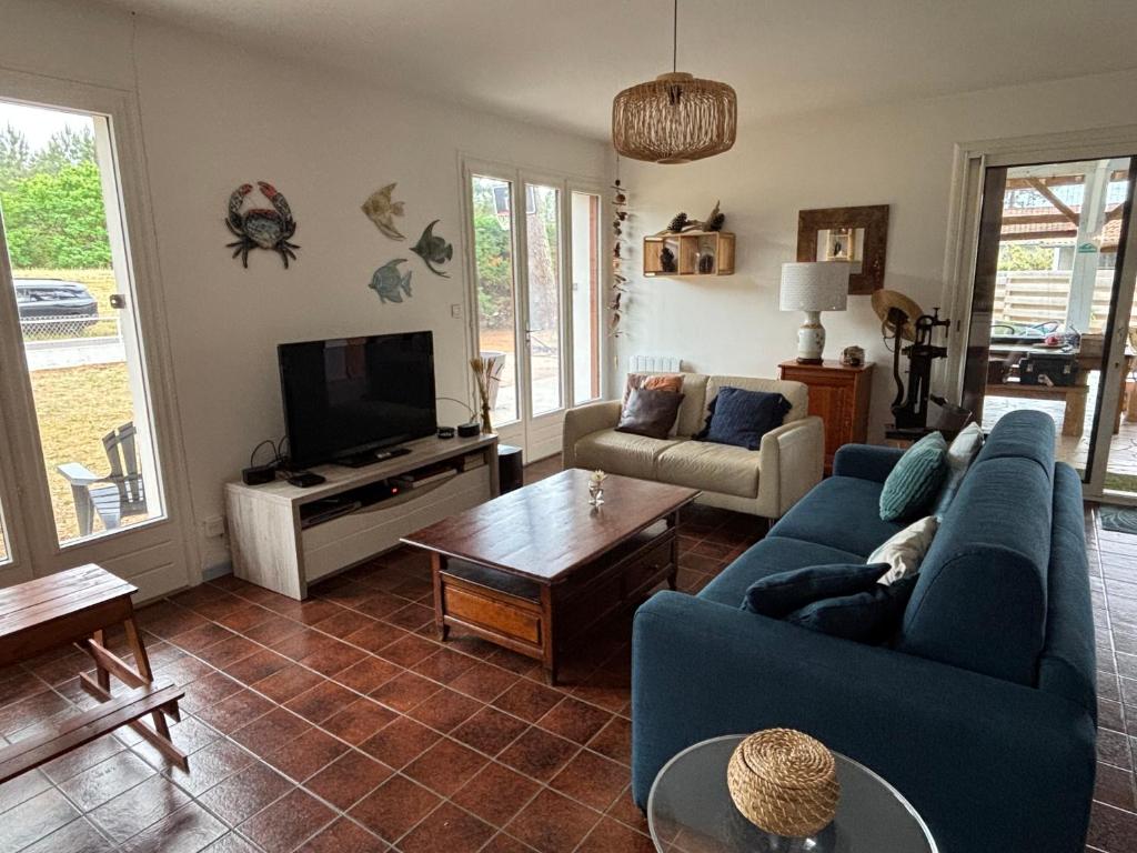 VILLA des 4 pins avec piscine - 2