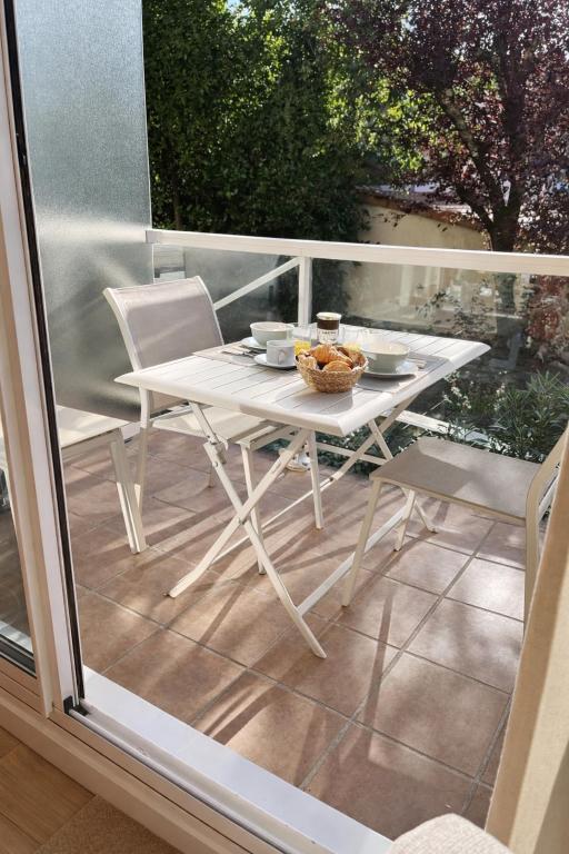 T2 au calme avec balcon et parking privé - 1