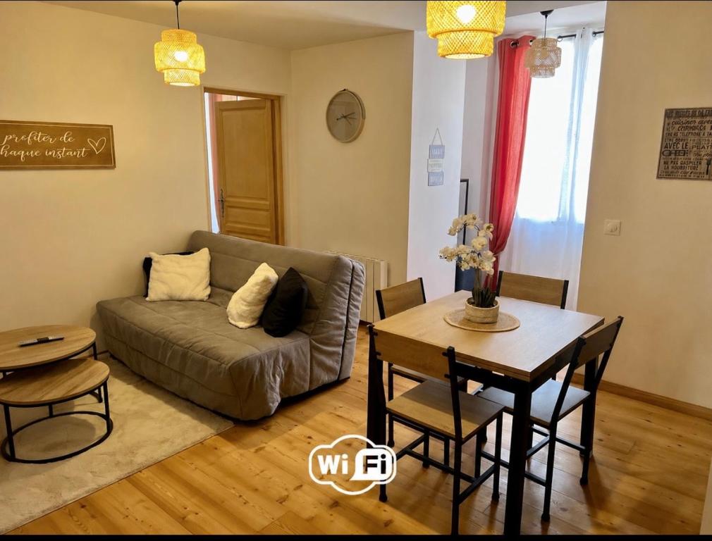 Villa Anita -centre ville -parking privé -wifi - 1