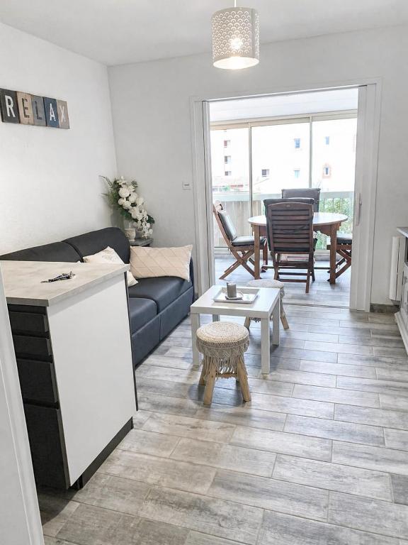 STUDIO REFAIT À NEUF BORD DE MER - 1