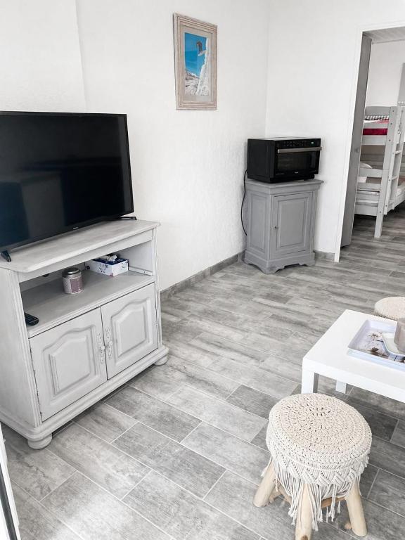 STUDIO REFAIT À NEUF BORD DE MER - 3