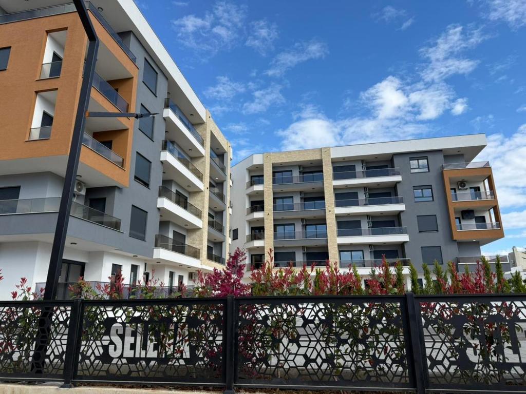 Hera Apartments - 1