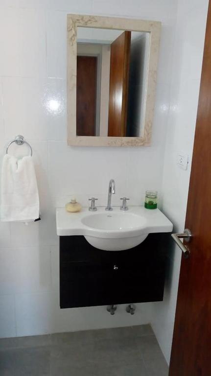 Departamento tipo casa en Tandil, cómodo, luminoso y moderno en planta baja - 3