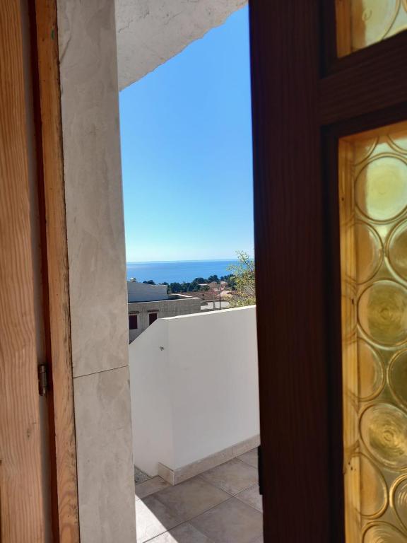 Appartamento vista mare adatto a famiglie a 900m dal mare - 4