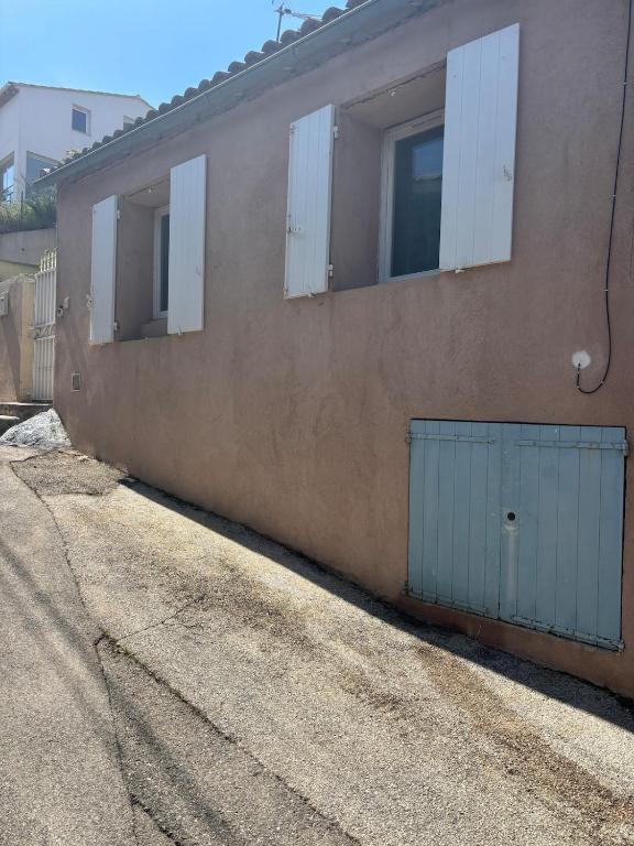 Charmante maison climatisée avec extérieur - 5