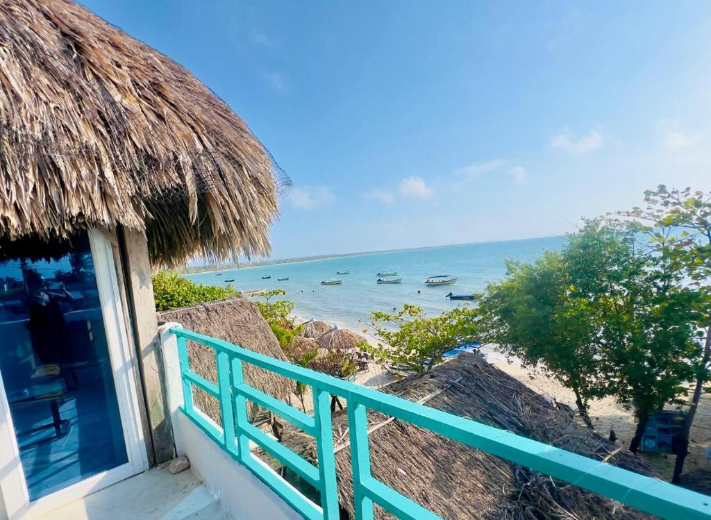 Casa Violeta Beach House - 4