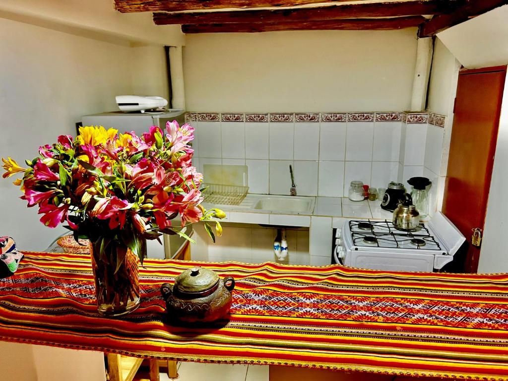 Home 6BR - 3 Min from Main Square - 4