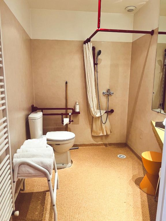 Hôtel Le Bois Joli - 2