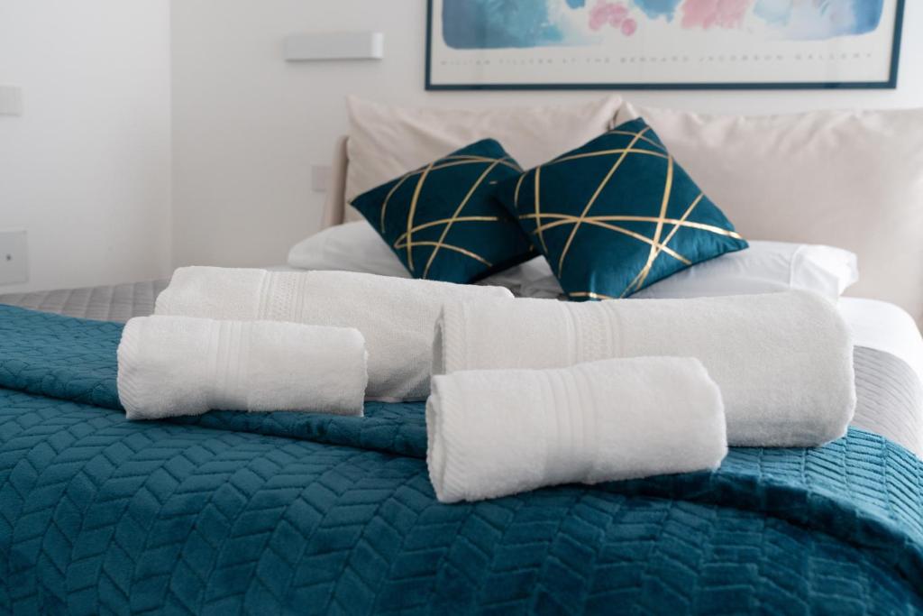 Blues Luxury - 3