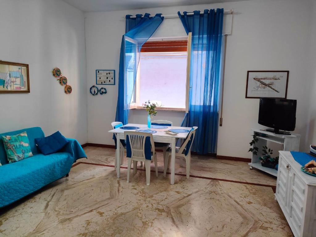 Angela 's holiday house - 3