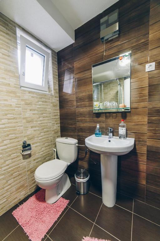 Sreckovic Apartmani 2 - 3