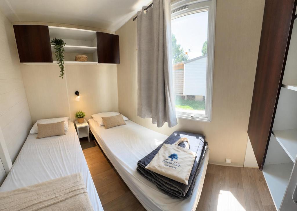 Mobilhome Vent d Ete Camping avec piscine - 5