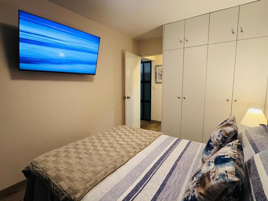 M26 New Two-Bedroom Apartment Opposite El Polo Mall - 4