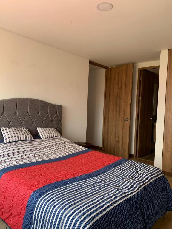 Habitación Privada en Paipa Centro Excelente Ubicación - 1