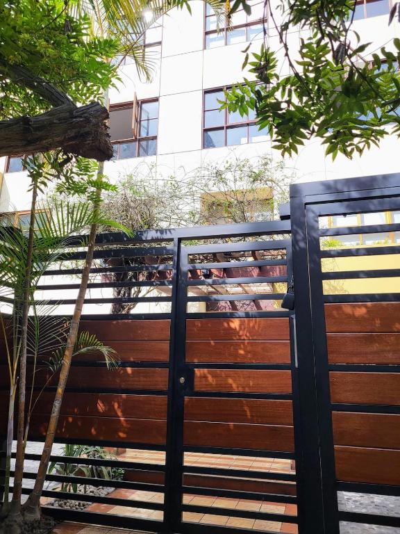 Two-bedroom apartment in Miraflores - 3