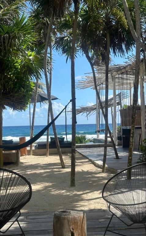 TULUM Beachfront Villa Kiin - 2
