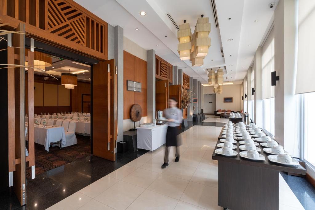 Banquet hall