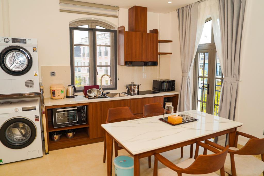 Green Apartment