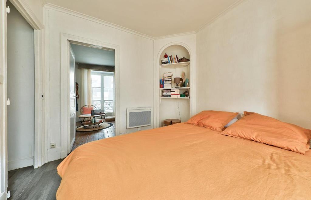 Appartement cosy cœur Paris IX - 3