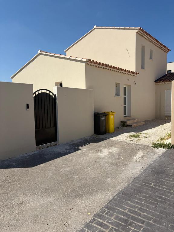Villa 3 chambres avec piscine - 3
