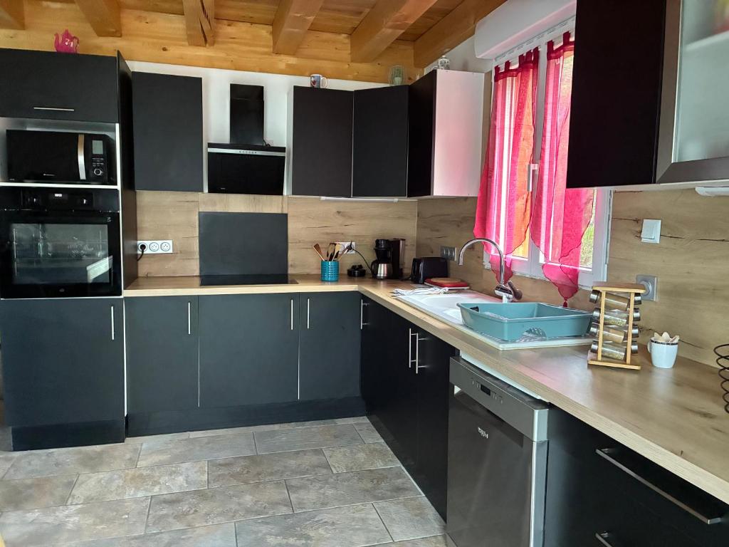 Chalet de montagne, très confortable, neuf - 2