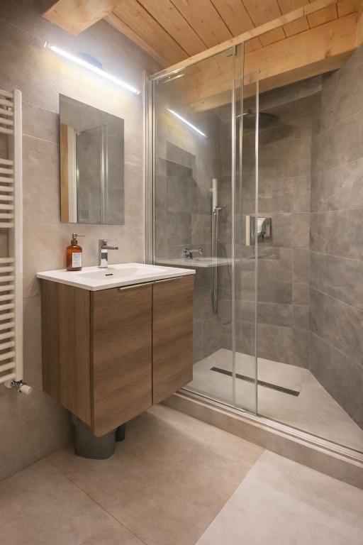 Boutique Alpine Studio by SupaStays - 3