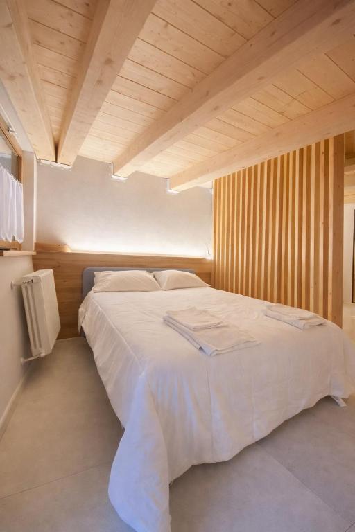 Boutique Alpine Studio by SupaStays - 1