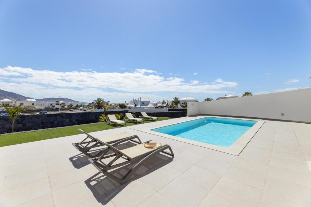 Villa Los Altos Navya 13B by Escape Home - 4