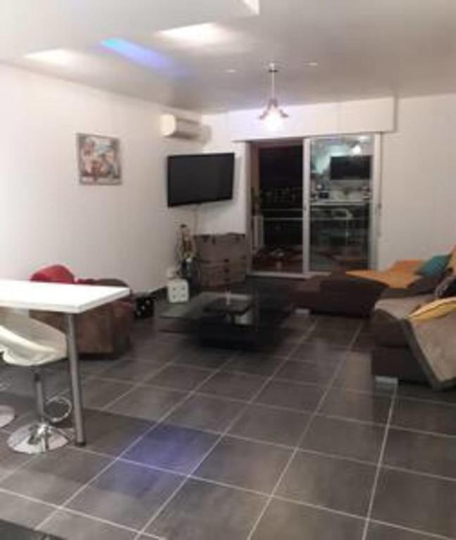 Appartement avec terrasse et parking à Ajaccio - 4