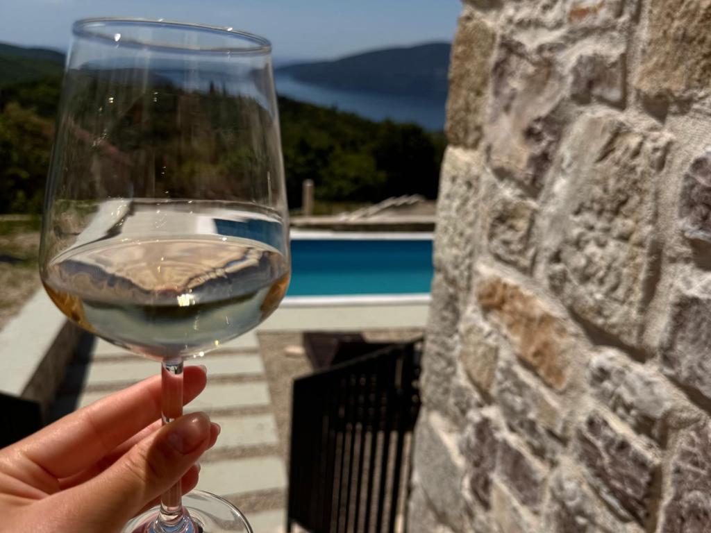 Sunset Stone Retreat - 3