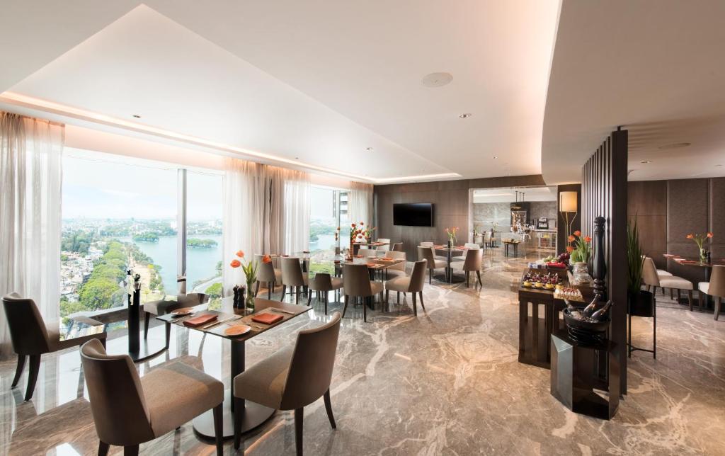 Pub/salon