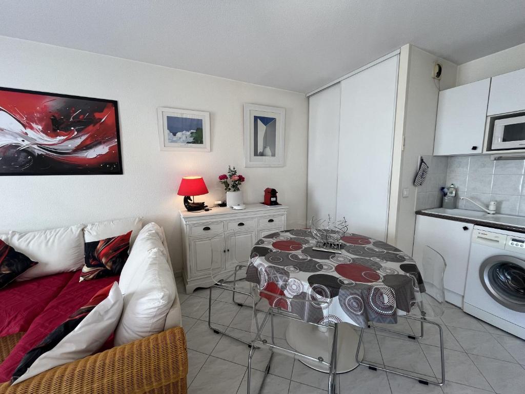 Port Frejus, Les Rives Latines, Vue Port, t2 40m2 - 5