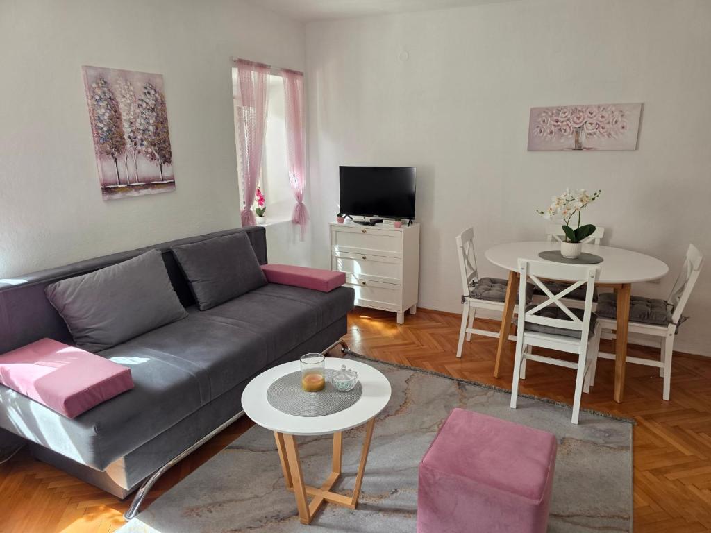 Apartman Old Town - 2
