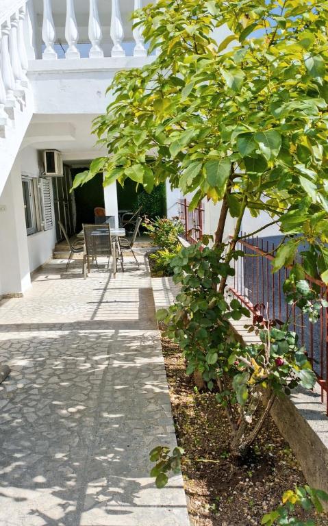 Marina's Mediterranean Retreat - 2BR Apartment - 5