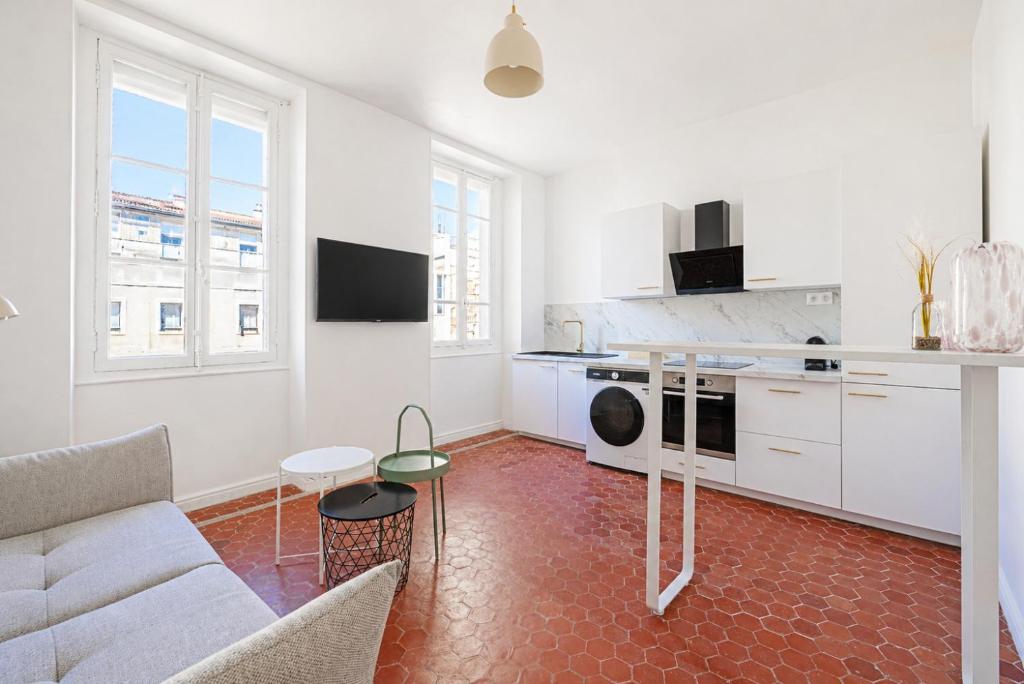 3 chambres spacieux lumineux climatisé à 2 pas du Vieux Port - 1