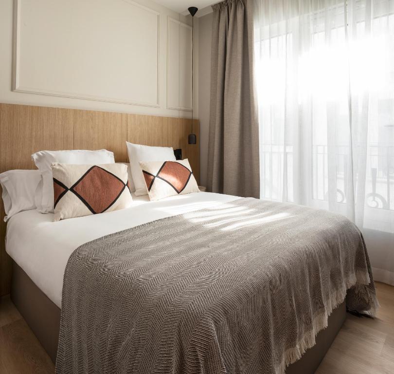 Feelathome Cortes - 5
