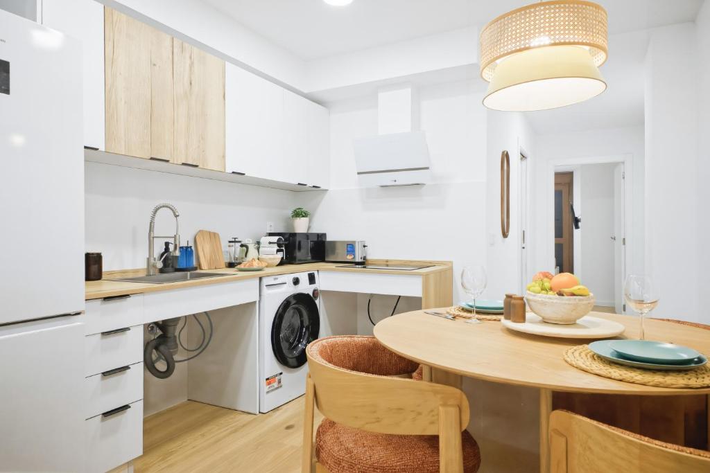 Moderno Loft, Adaptado, Smart TV, AC, 3Pax, - 5