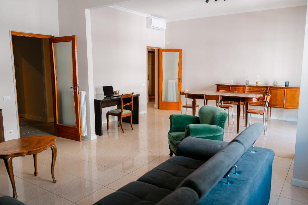 Apartment by the Sea - 1