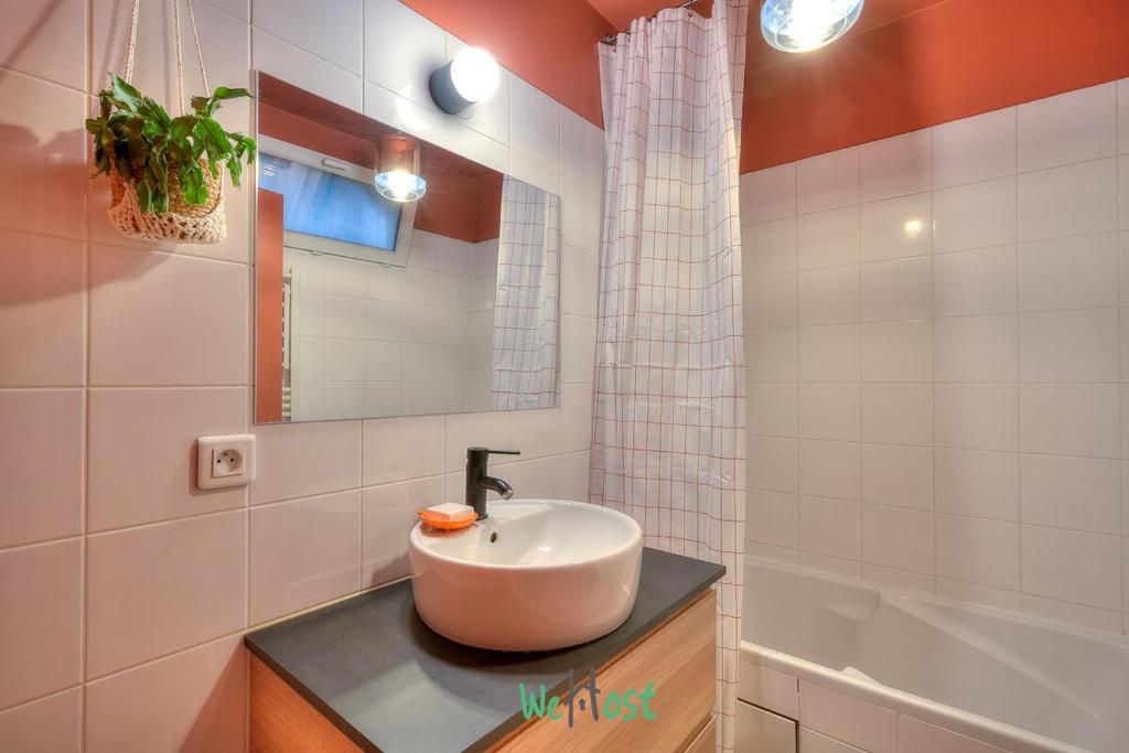 Parisian getaway in a beautiful apartment for 2 - 5