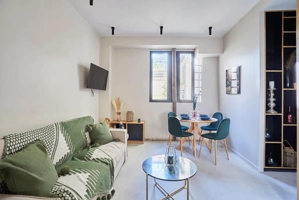 Charmant loft lumineux avec mezzanine Paris 11 - 4P - 2