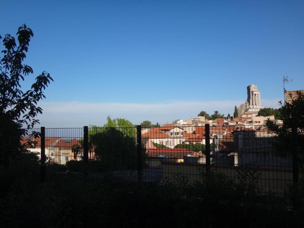 Charmant 2 p terrasse jardin la turbie - 2