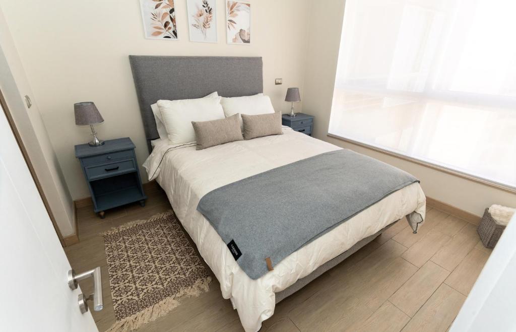 Apartamento en Santiago a pasos de metro Santa lucia - 2
