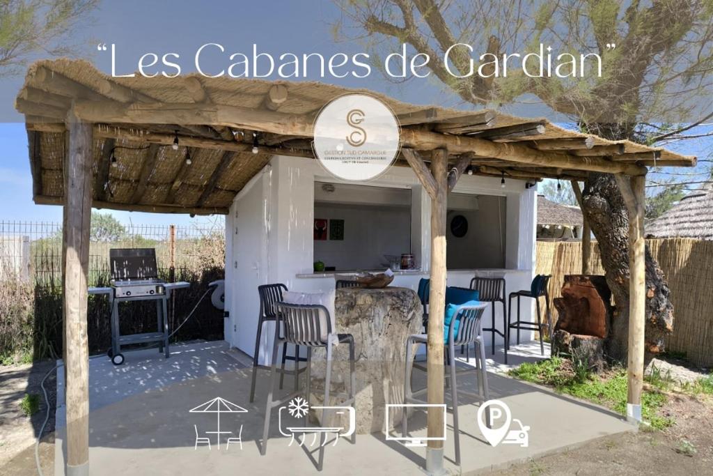 Les Cabanes de Gardian - Saintes-Maries-de-la-Mer - Camargue- Arles - 2