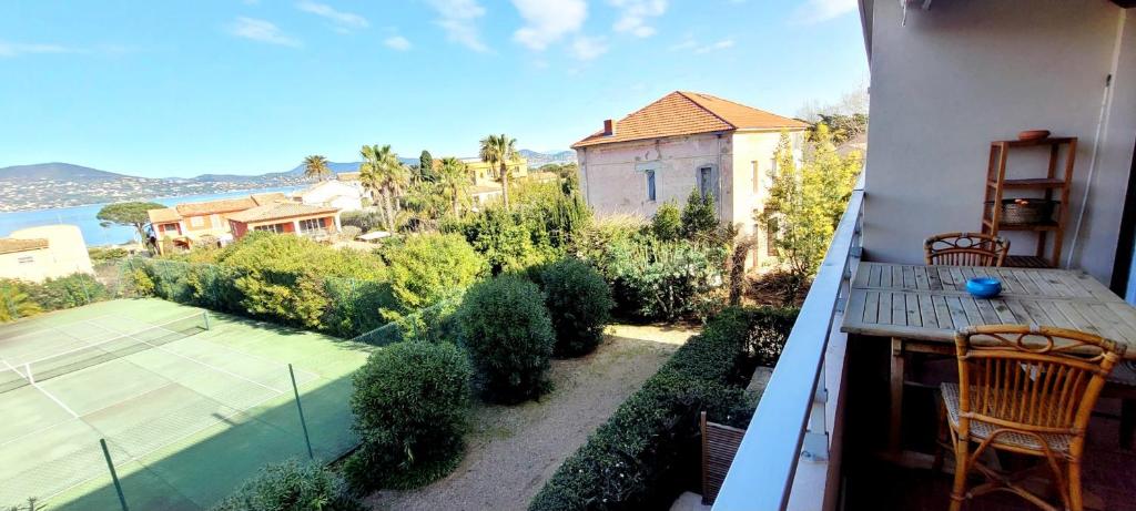 Family nest overlooking the Gulf of Saint-Tropez - 5
