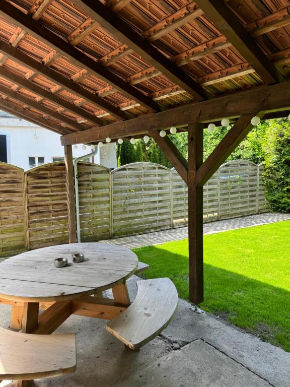 Garden House Interlaken - 4