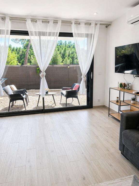 Nature Getaway-Modern House in Mouans-Sartoux - 1